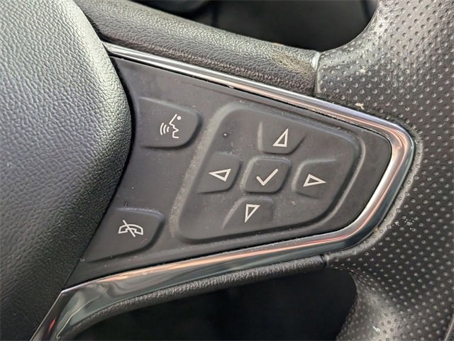 Used 2020 Chevrolet Equinox LT image 17