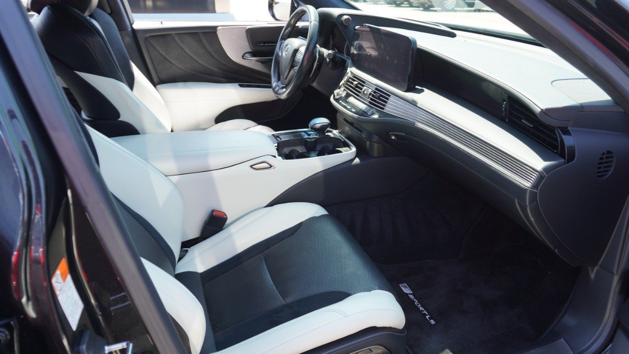Used 2021 Lexus LS 500 F Sport w/ Dynamic Handling Package RWD image 14