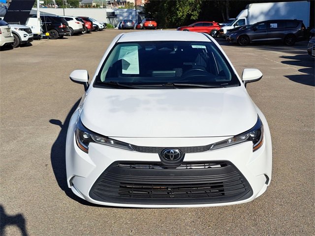 Used 2024 Toyota Corolla LE image 8