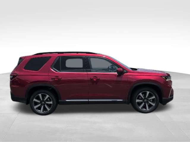 New 2025 Honda Pilot TrailSport image 5