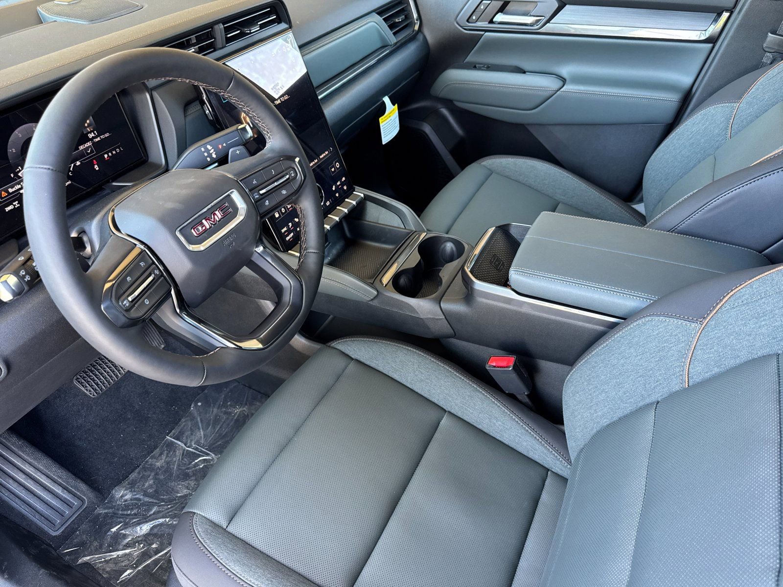 New 2026 GMC Terrain AT4 AWD/4WD image 10
