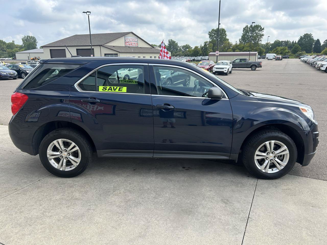 Used 2015 Chevrolet Equinox LS FWD image 4
