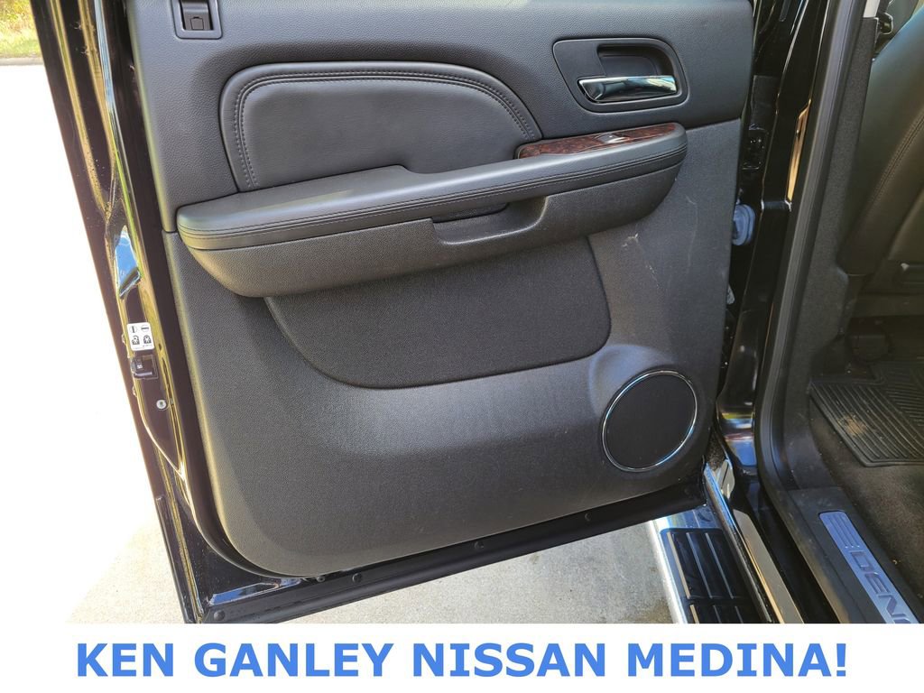 Used 2013 GMC Sierra 3500 Denali image 18