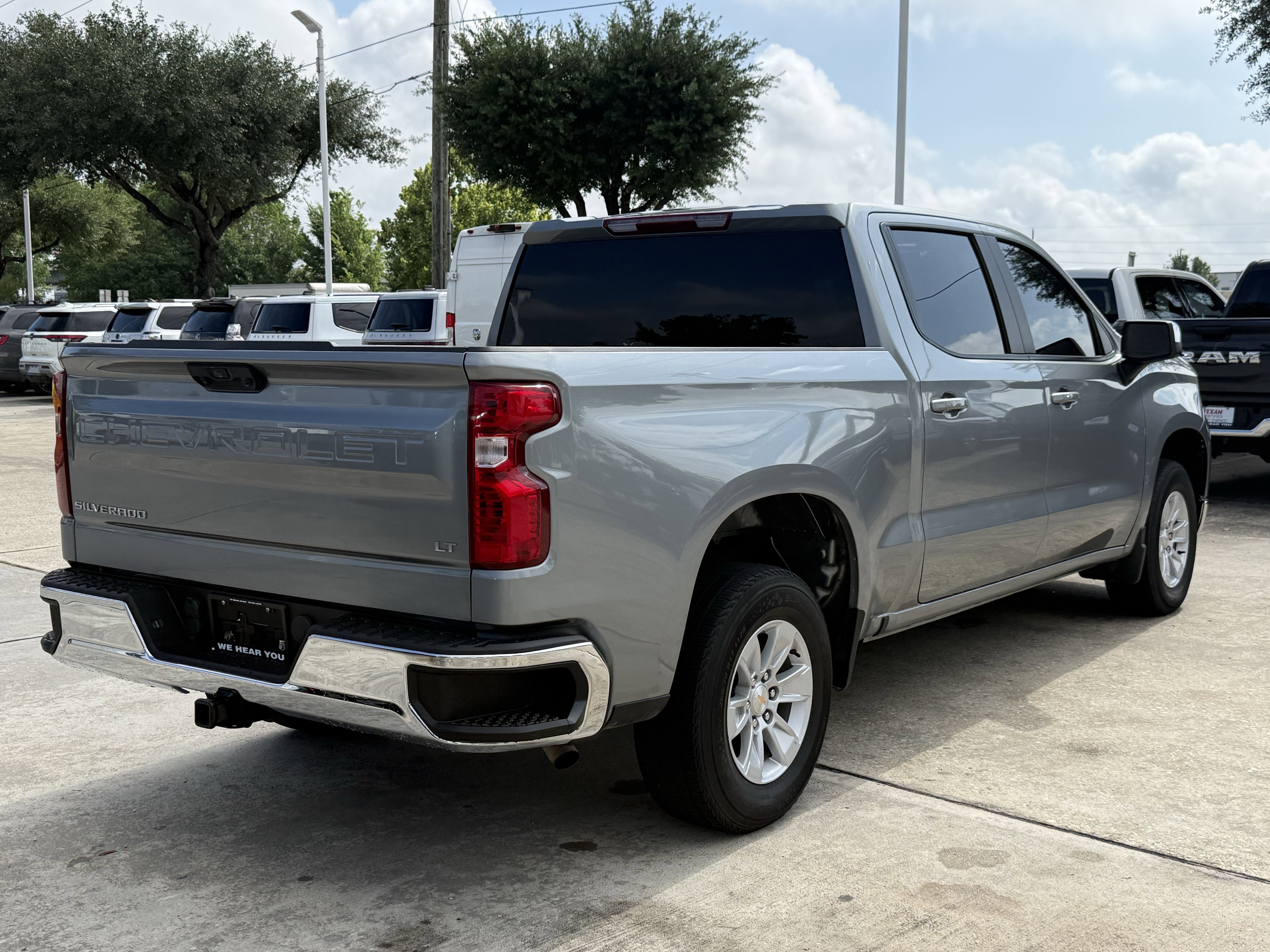Used 2025 Chevrolet Silverado 1500 LT RWD image 5