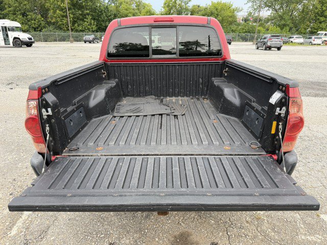 Used 2014 Toyota Tacoma PreRunner w/ Convenience Package RWD image 16