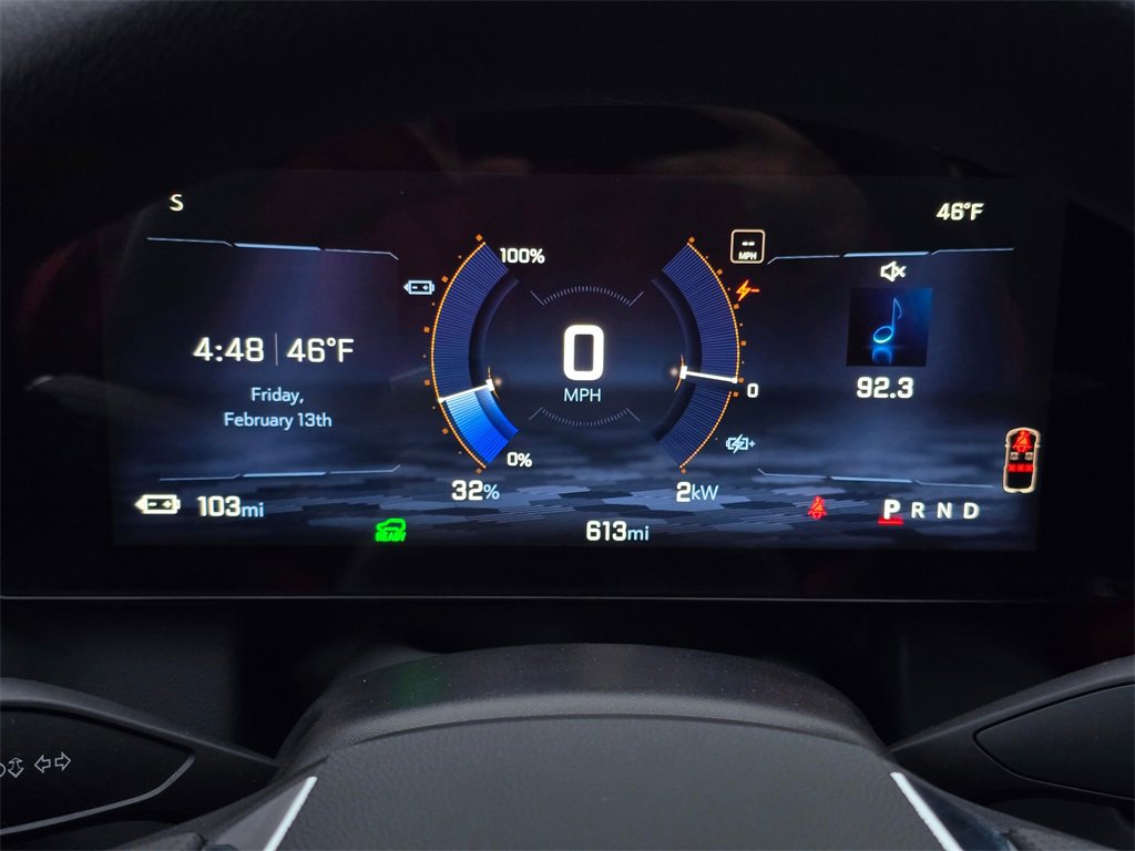 Used 2025 Chevrolet Equinox EV LT w/ Convenience Package image 24