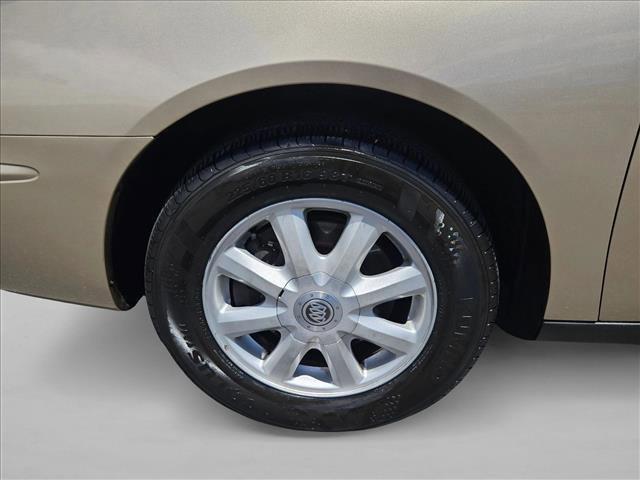 Used 2005 Buick LaCrosse CX w/ Silver Convenience Package FWD image 21