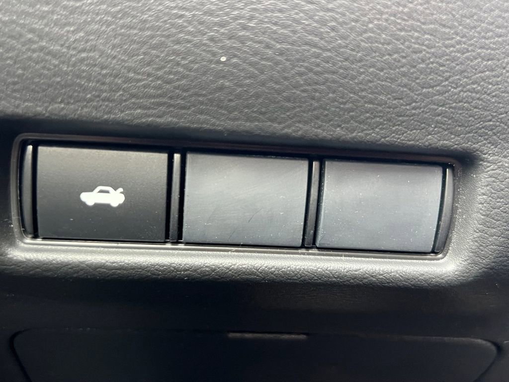 New 2026 Nissan Sentra SV image 25