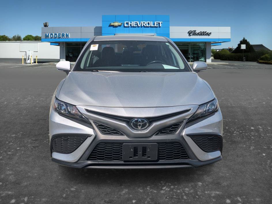 Used 2024 Toyota Camry SE FWD image 8
