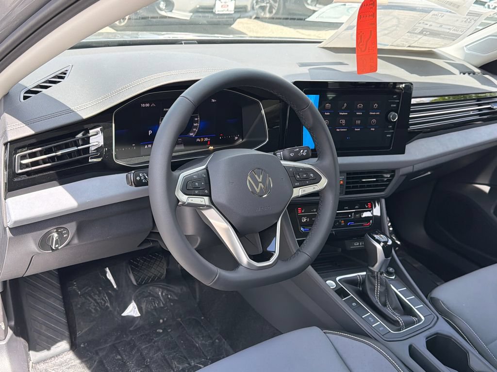 New 2026 Volkswagen Jetta SE FWD image 24