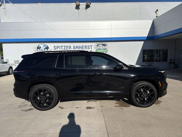 Used 2024 Chevrolet Traverse RS w/ LPO, Floor Liner Package AWD/4WD image 11