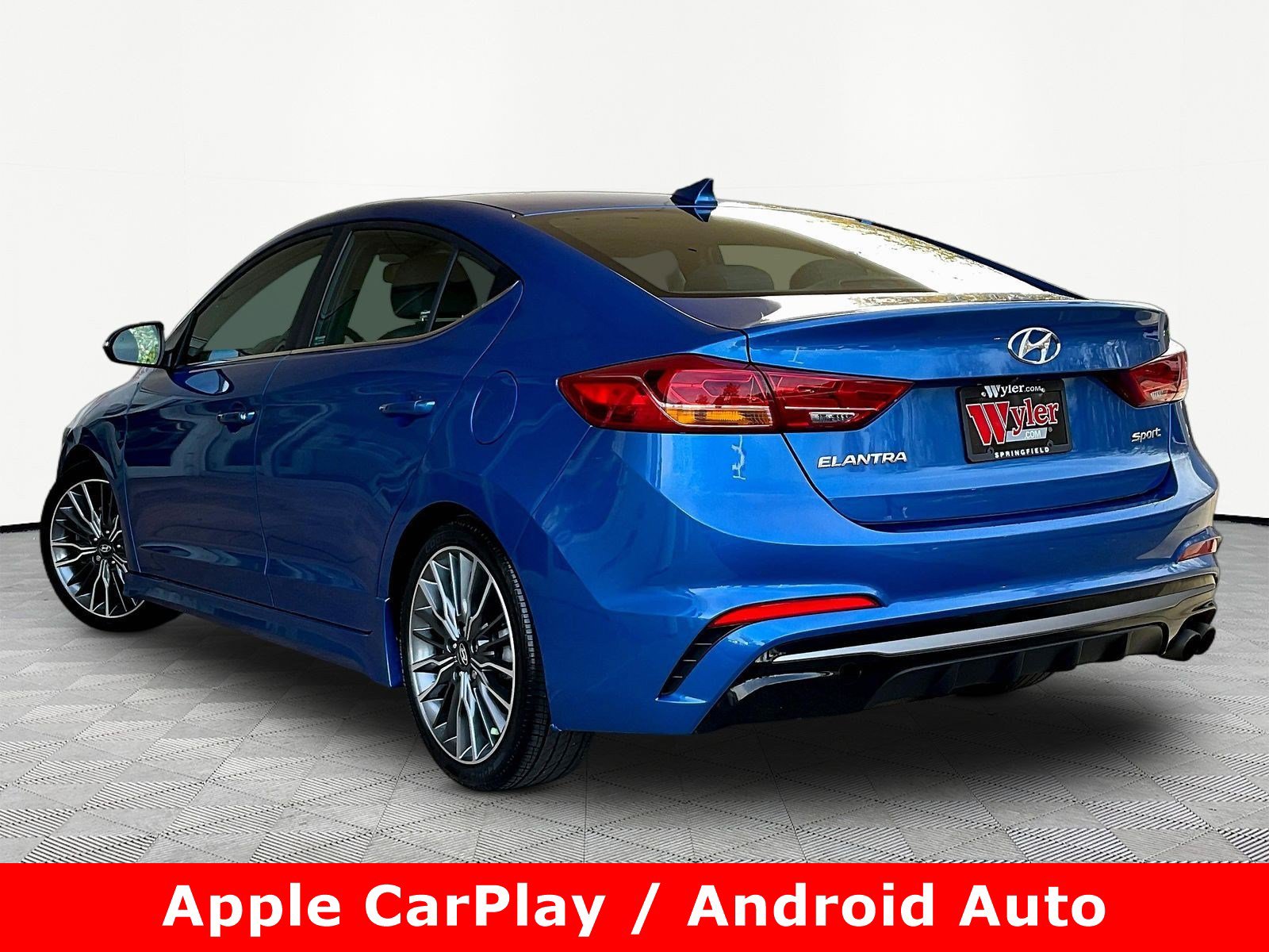 Used 2018 Hyundai Elantra Sport w/ Cargo Package FWD image 4