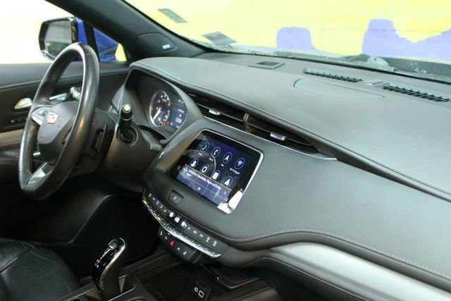 Used 2023 Cadillac XT4 Premium Luxury w/ Cold Weather Package image 12