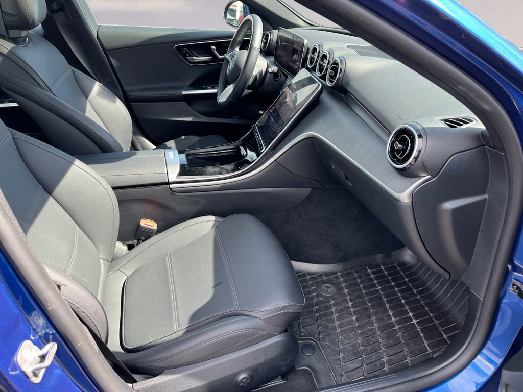 Certified 2025 Mercedes-Benz C 300 4MATIC Sedan image 15