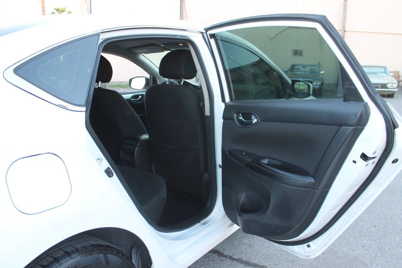Used 2019 Nissan Sentra S FWD image 27