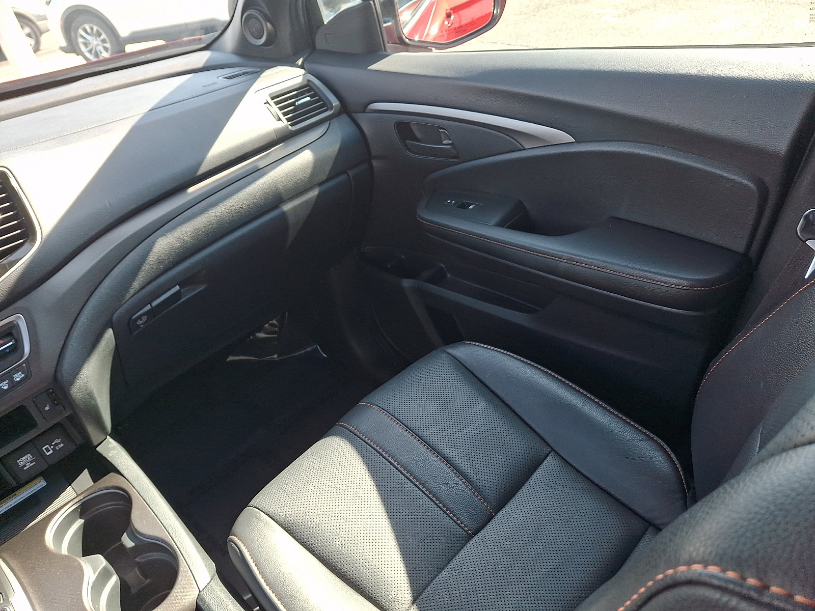 Used 2023 Honda Passport TrailSport image 12