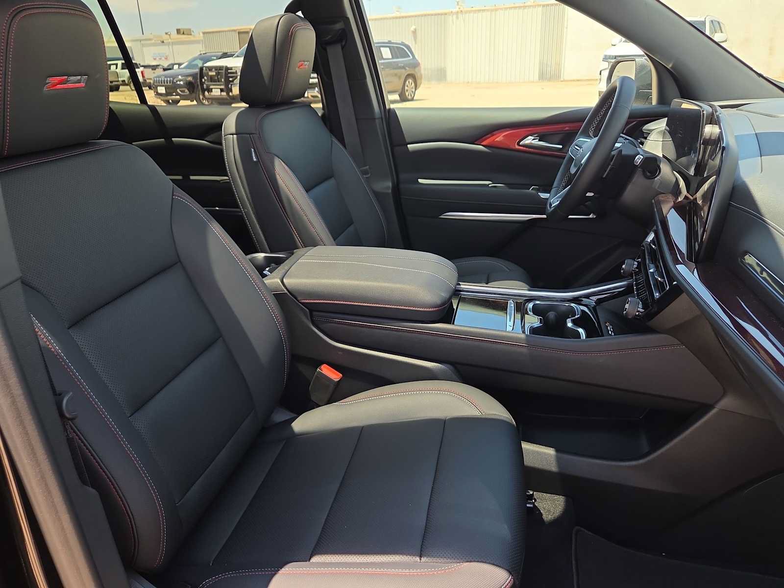 Used 2026 Chevrolet Traverse Z71 AWD/4WD image 18