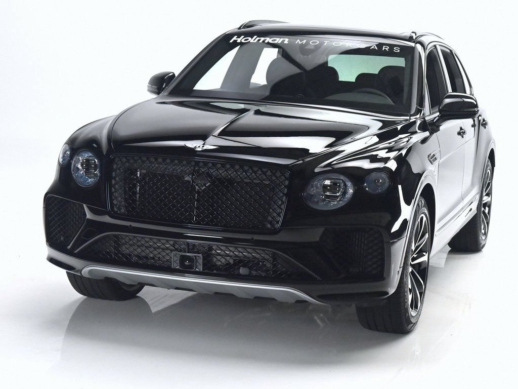 Used 2025 Bentley Bentayga AWD/4WD image 1
