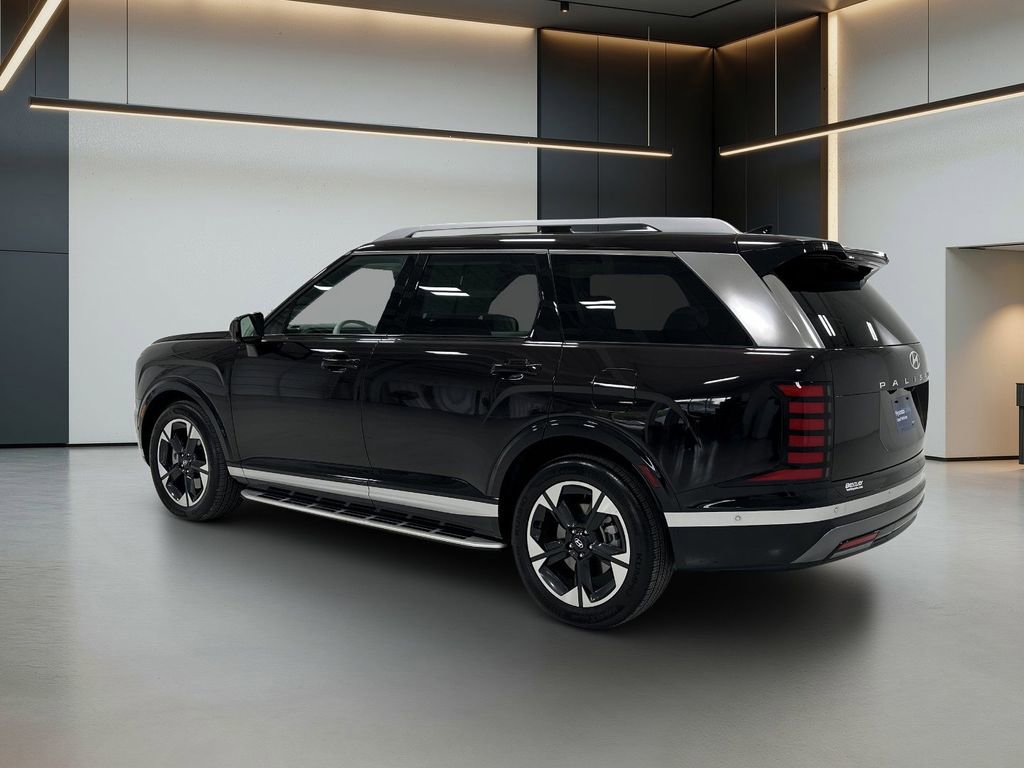 Used 2026 Hyundai Palisade Limited image 3