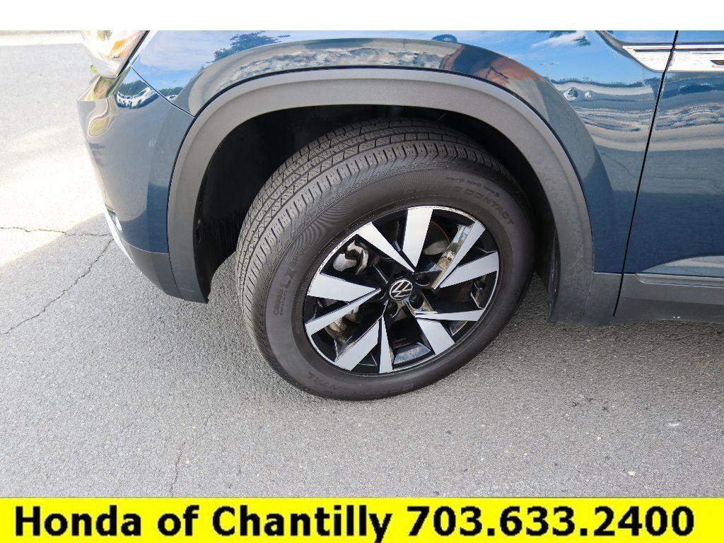 Used 2021 Volkswagen Atlas Cross Sport SE image 32