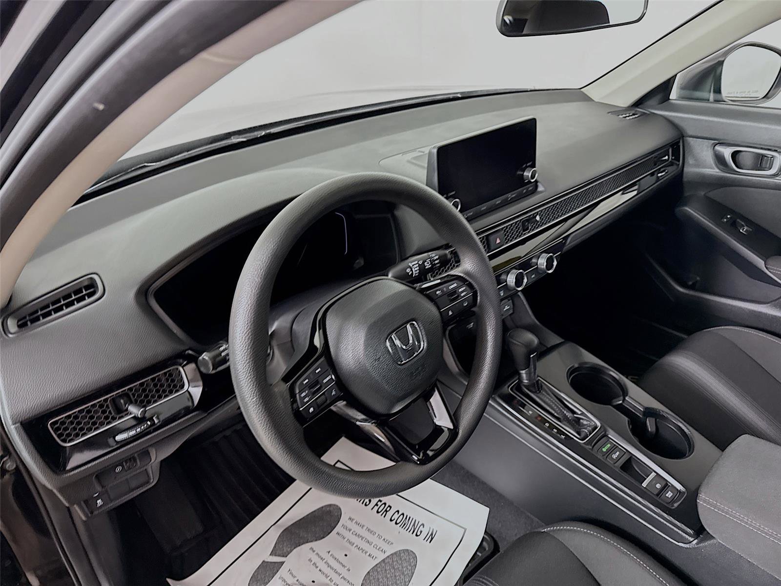 Used 2023 Honda Civic LX image 9