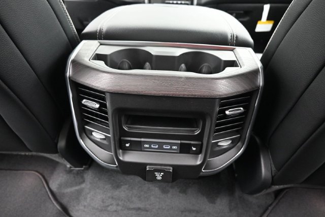 New 2027 RAM 1500 Laramie AWD/4WD image 27