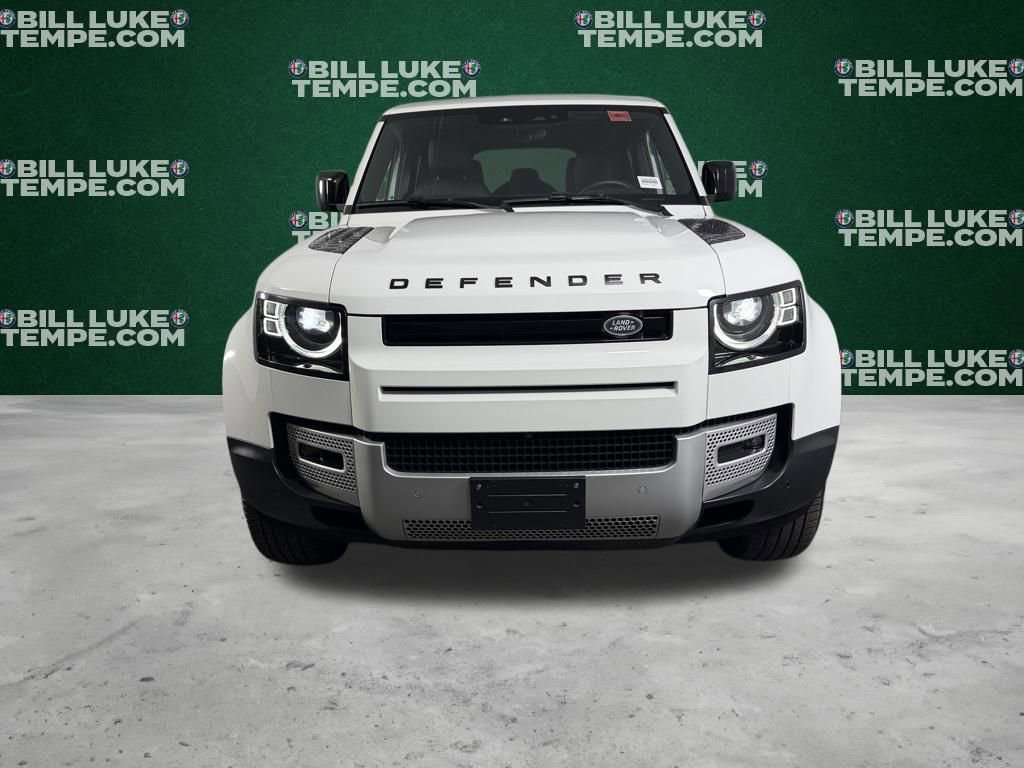 Used 2025 Land Rover Defender 110 S image 4