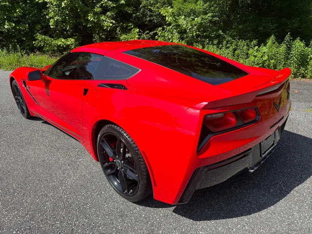 Used 2016 Chevrolet Corvette Stingray Coupe w/ 3LT Preferred Equipment Group RWD image 9