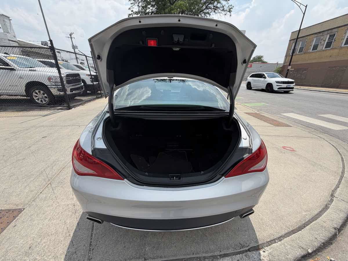 Used 2014 Mercedes-Benz CLA 250 image 20