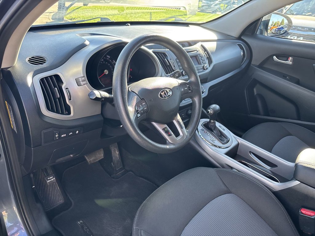 Used 2016 Kia Sportage LX AWD/4WD image 13