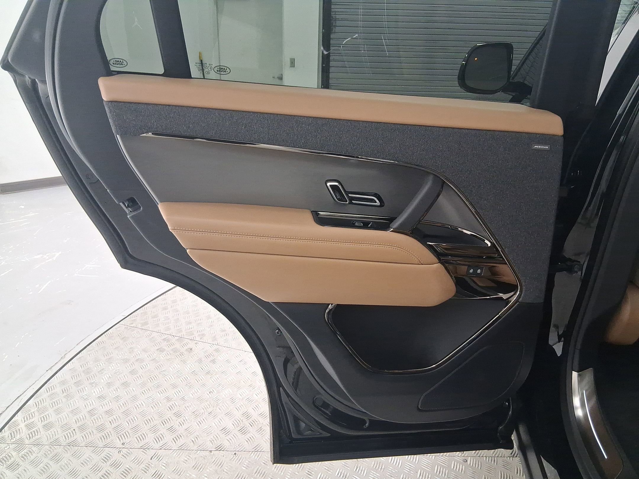 New 2026 Land Rover Range Rover Sport SE AWD/4WD image 20