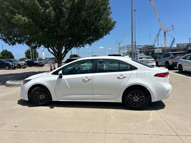 Used 2021 Toyota Corolla LE FWD image 6