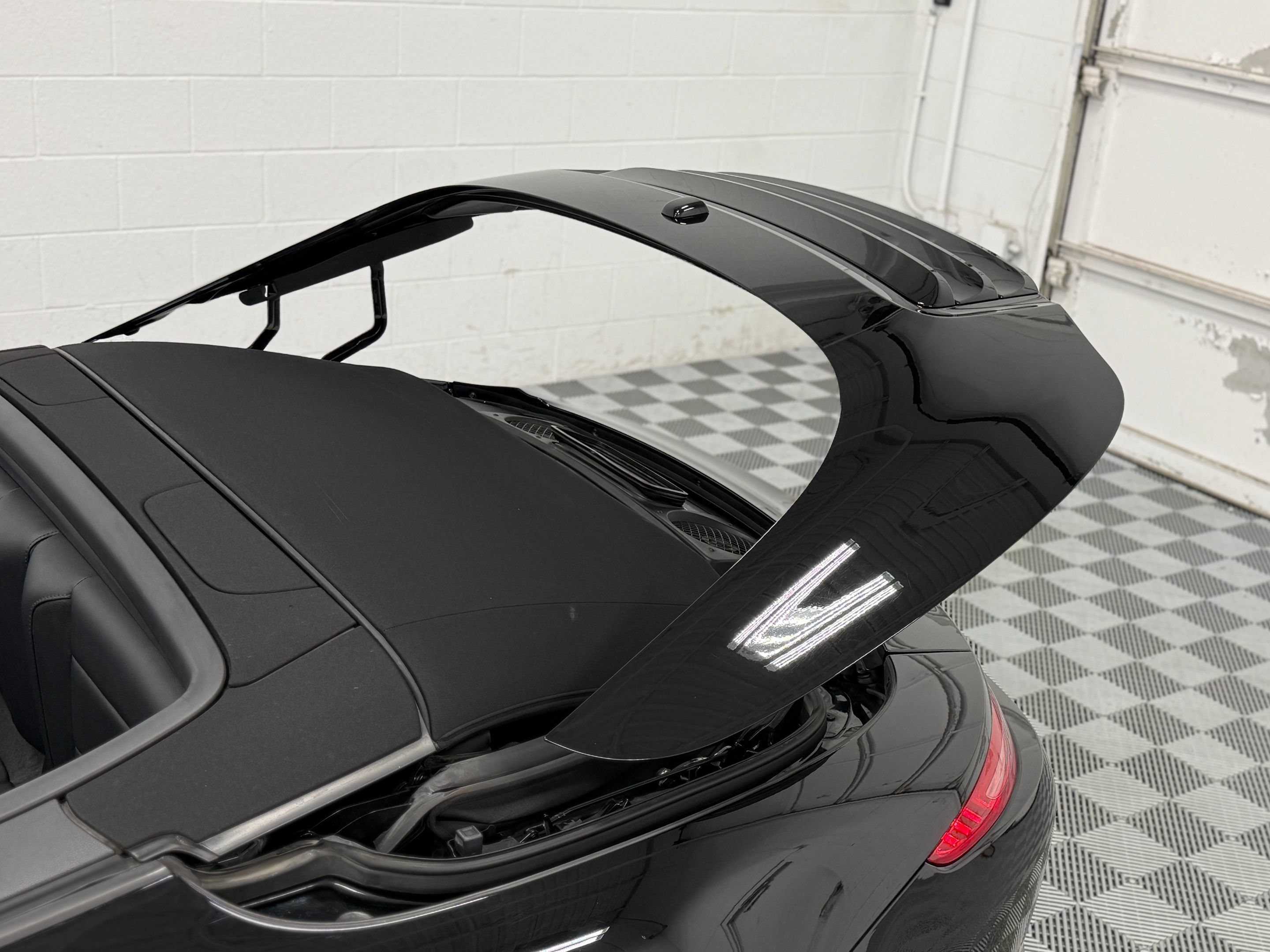 Used 2015 Porsche 911 Carrera 4S AWD/4WD image 35