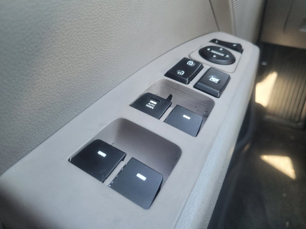 Used 2018 Hyundai Elantra SE w/ Cargo Package image 27