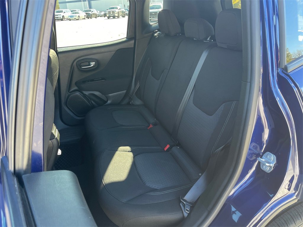 Used 2021 Jeep Renegade Latitude image 33