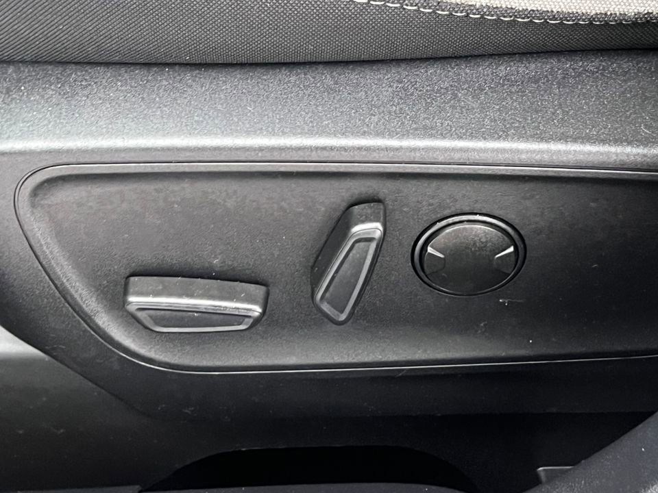 Certified 2022 Ford Escape SE w/ Convenience Package image 9