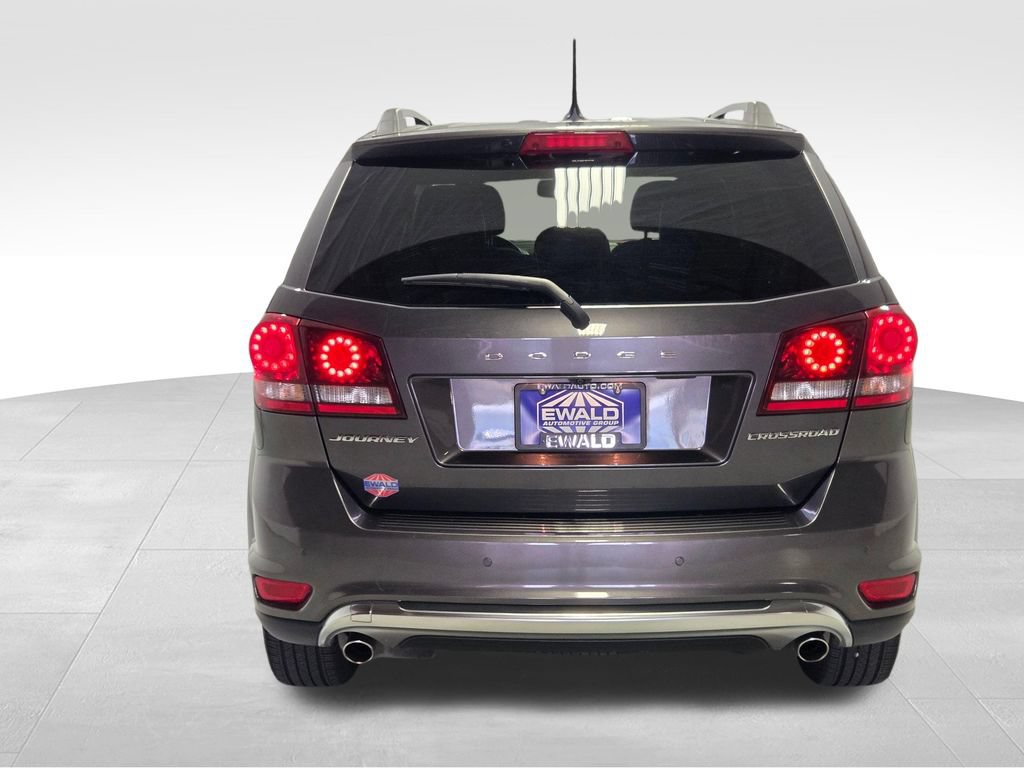 Certified 2017 Dodge Journey Crossroad w/ Popular Equipment Group FWD image 22