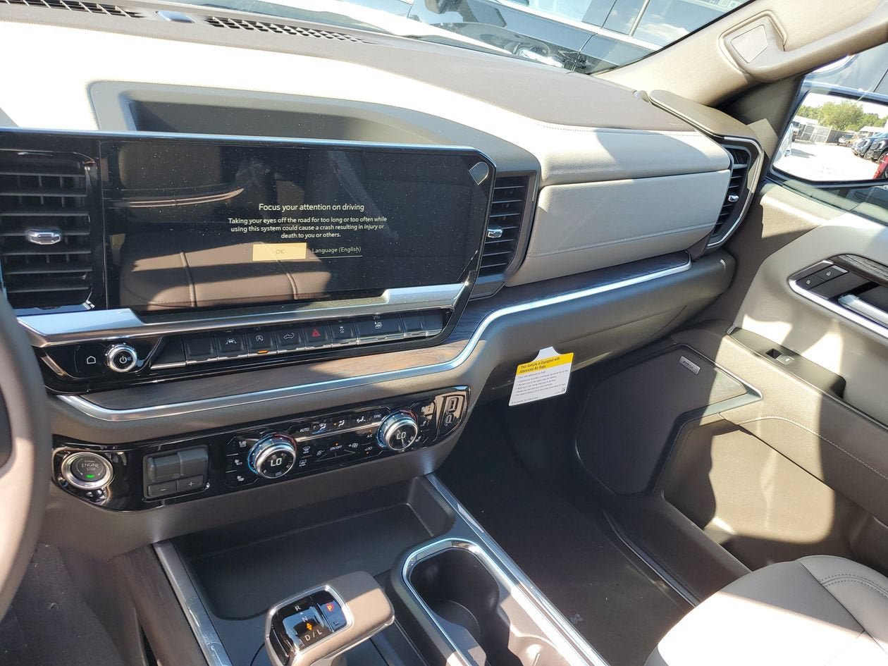 New 2026 GMC Sierra 1500 SLT w/ SLT Premium Package AWD/4WD image 29