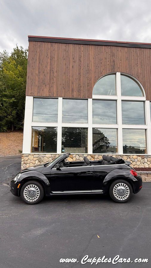 Used 2014 Volkswagen Beetle 1.8T image 28
