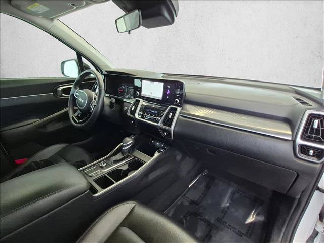 Used 2023 Kia Sorento S FWD image 21