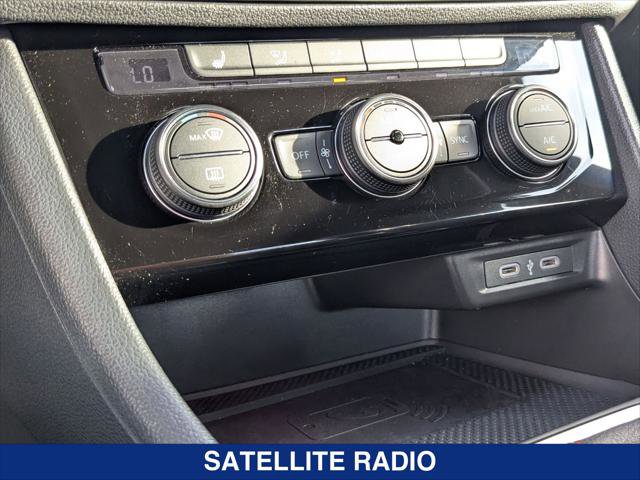 Certified 2024 Volkswagen Jetta GLI 40th Anniversary Edition image 17