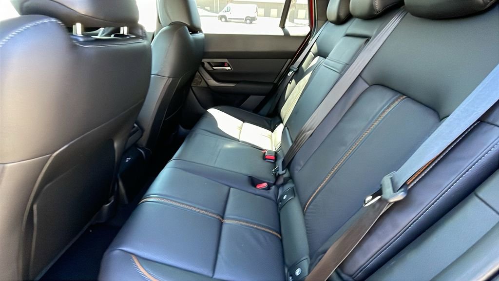 Used 2025 MAZDA CX-50 AWD 2.5 Hybrid w/ Weather Package image 16