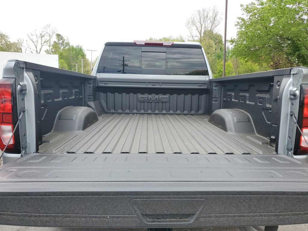 New 2026 GMC Sierra 2500 SLE w/ SLE Value Package; AWD/4WD image 9