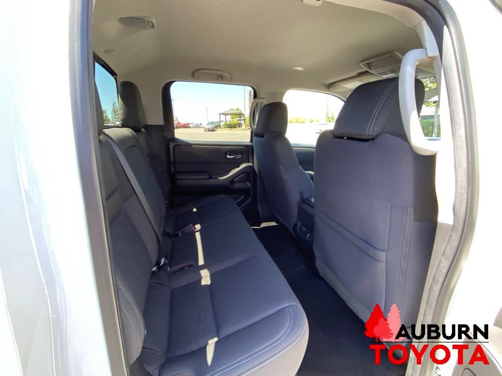 Used 2023 Nissan Frontier SV w/ SV Convenience Package AWD/4WD image 17