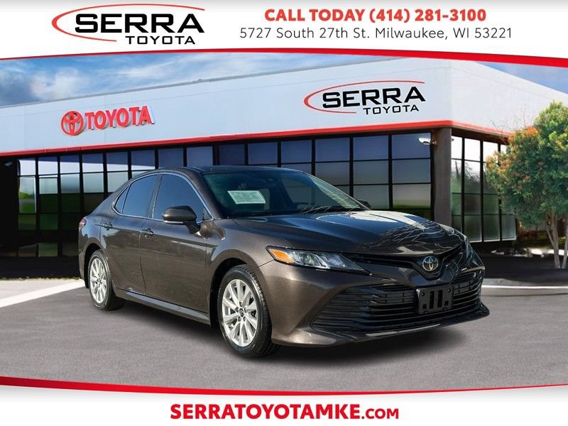 Used 2019 Toyota Camry LE w/ Convenience Package FWD image 1
