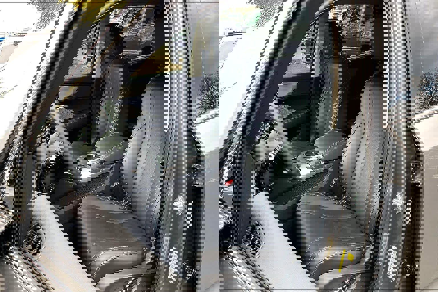 Used 2024 Acura MDX SH-AWD w/ Technology Package image 26