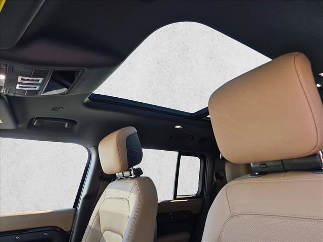 New 2026 Land Rover Defender 130 X-Dynamic SE AWD/4WD image 20