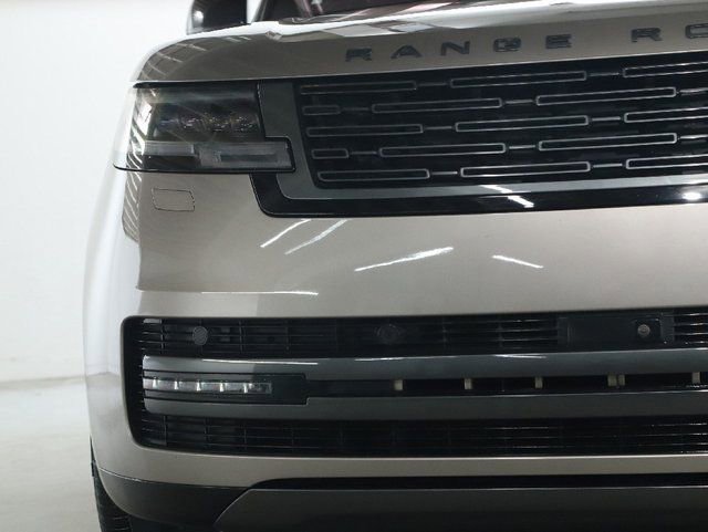Used 2023 Land Rover Range Rover SE image 44