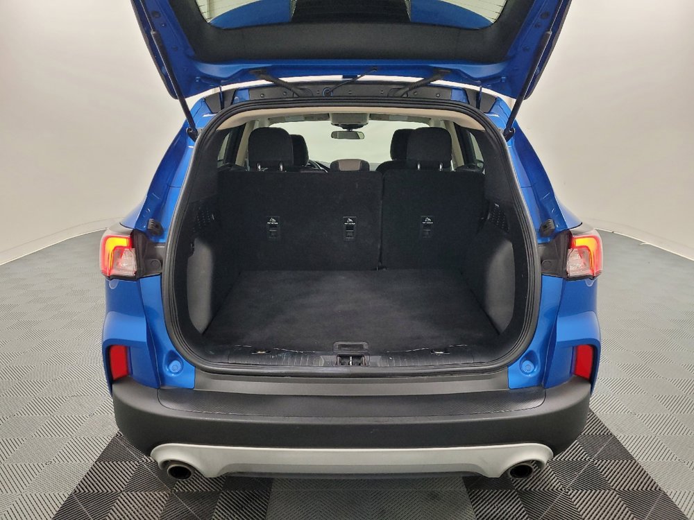 Used 2020 Ford Escape SE image 29