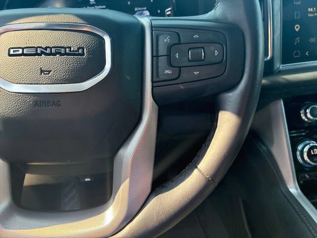 Used 2024 GMC Yukon Denali w/ Advanced Technology Package RWD image 25